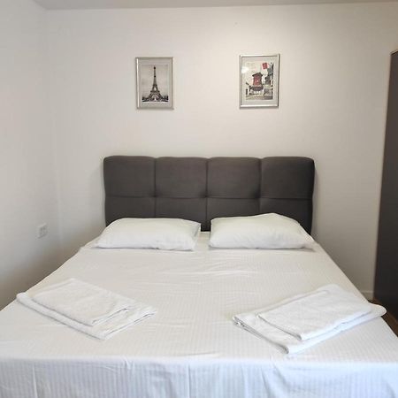 Joy I Apartman Šibenik Kültér fotó